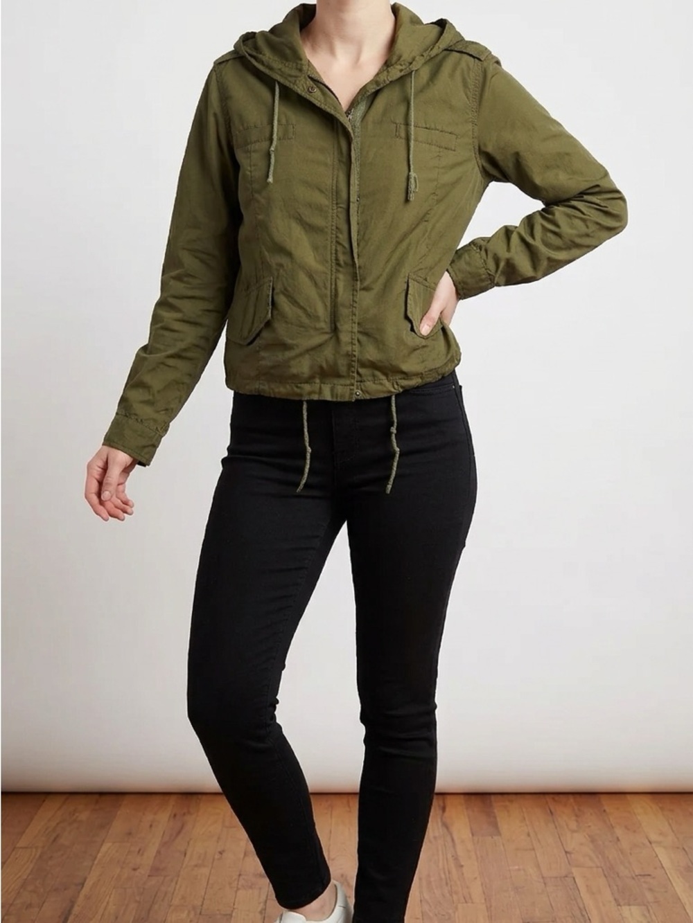 Brandy Melville Olive Green Anorak Bomber Jacket Hooded Zip Made in Italy